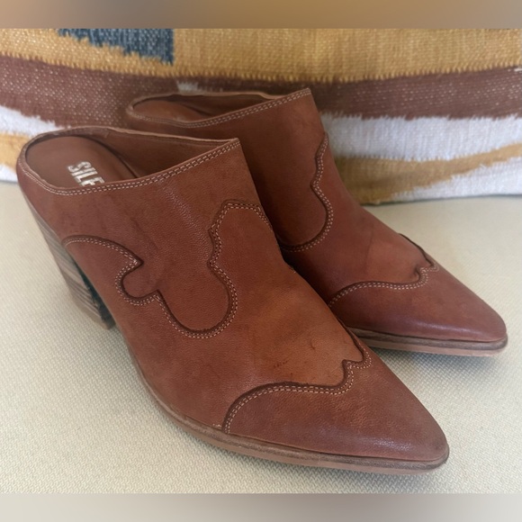 Silent D Mopat Mule Heels 39 US 8.5 Honey Brown Leather Western Anthropologie - Picture 11 of 11